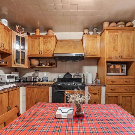 Charming 2-Bedroom Retreat In Lomas De Bezares Мексико Сити Екстериор снимка